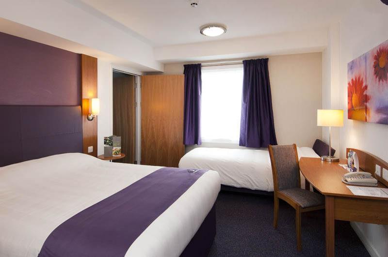 Premier Inn Coventry East Eksteriør billede